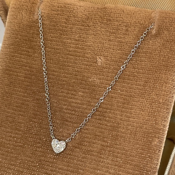 Solid 14K White Gold Tiny Natural Diamond Heart XS Pendant Necklace Minimalist - Picture 6 of 17